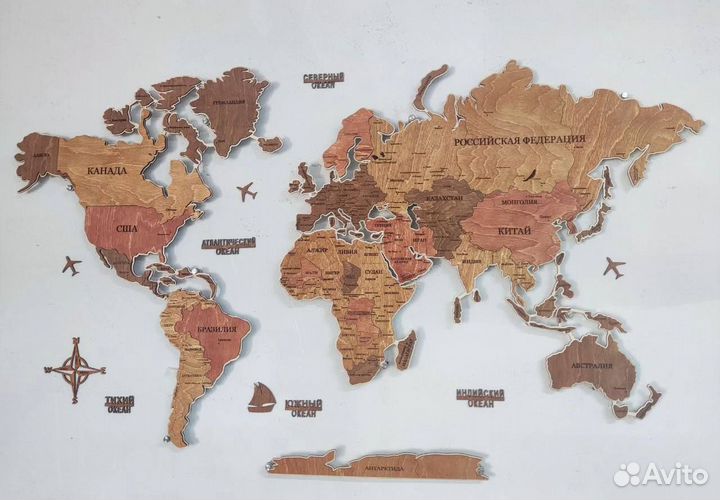 Деревянная карта мира с подсветкой