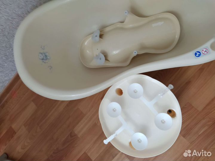 Ванна, горка,стульчик, игрушки+ Подарки