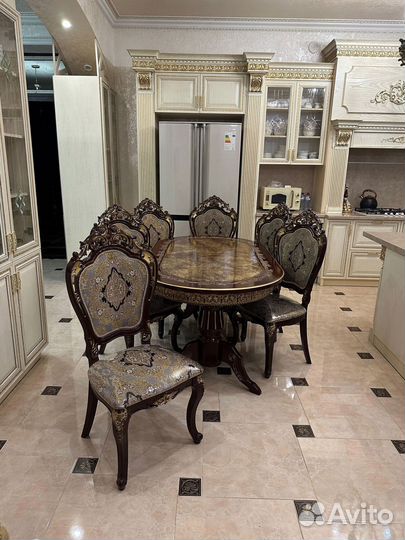 Стол для кухни. В наличии