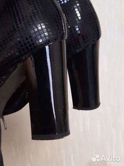 Ботинки демисезонные 40