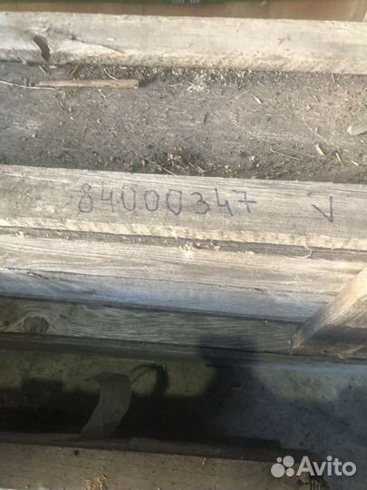 Шнек 84000347 New Holland