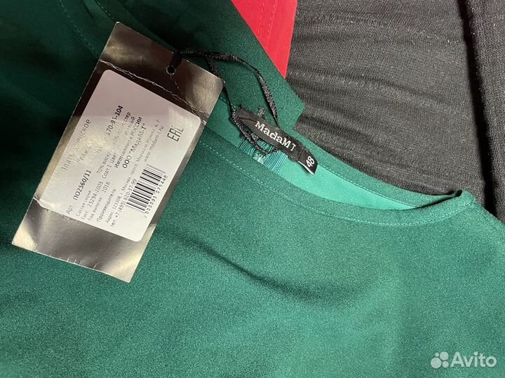 Платье зеленое 50 размер