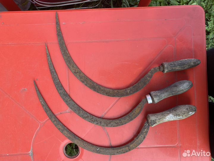 Серп старинный инструмент