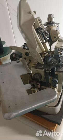 Оверлок для швейной машины