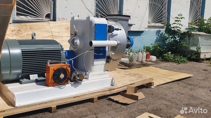 Гранулятор для пеллет 1500 кг в час