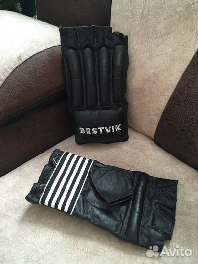 Перчатки для смешанных единоборств