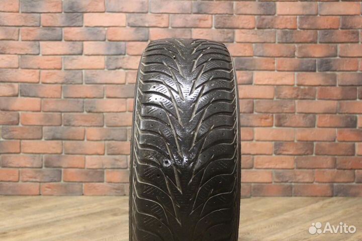 Yokohama Ice Guard IG35 215/60 R17