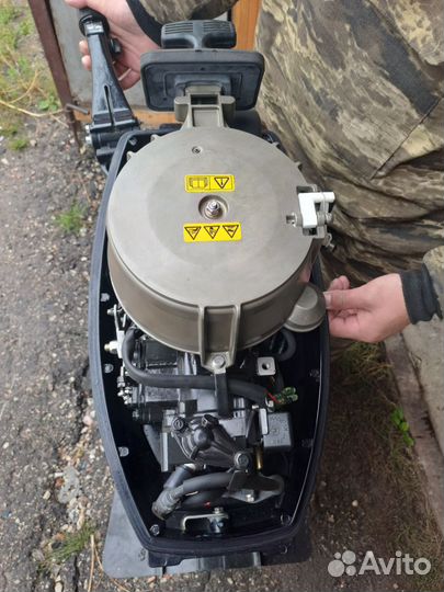 Лодочный мотор Тохатсу 9.9