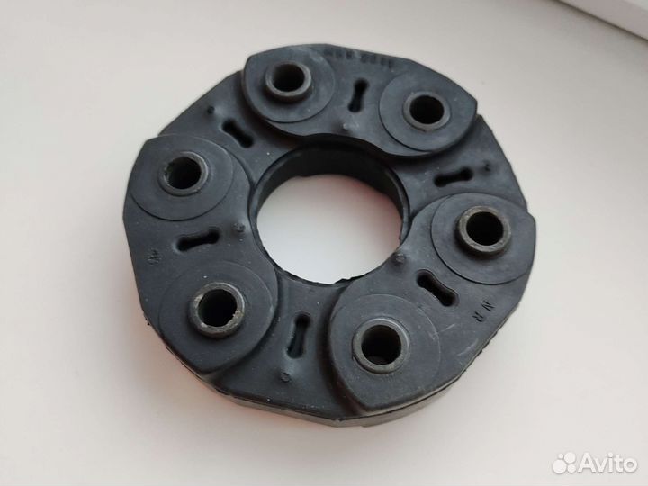 Муфта кардана эластичная МКПП MT82 Ford Transit