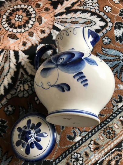 Кувшин гжель