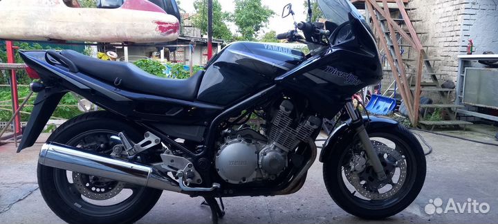Yamaha XJ 900
