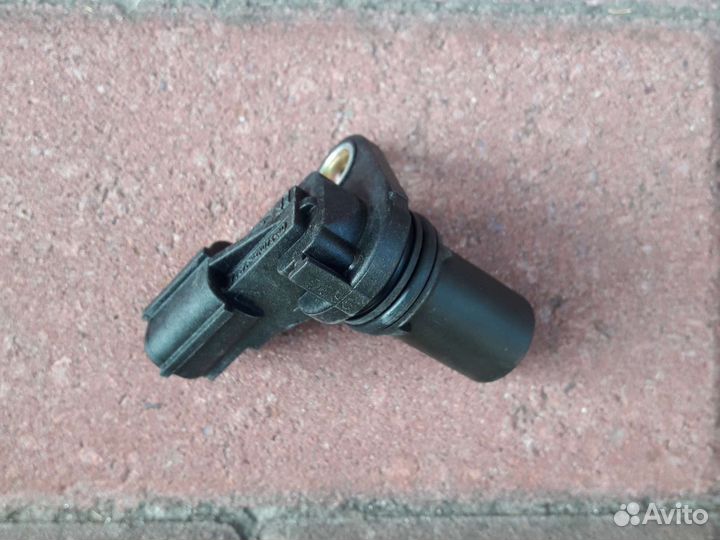 Датчик распредвала Ford focus 2 1.8