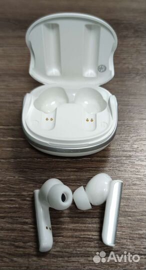 Беспроводные блютуз наушники (Bluetooth)