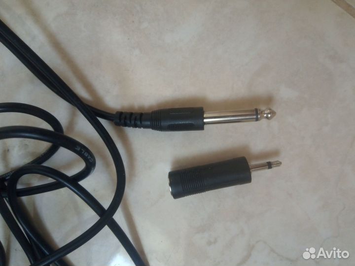 Микрофон для караоке проводной