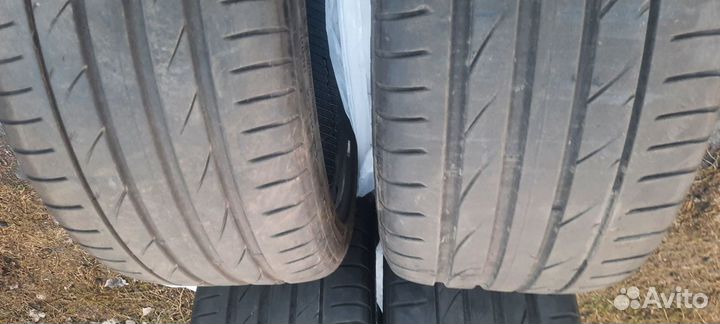 Maxxis Victra Sport VS5 245/40 R19 и 275/35 R19