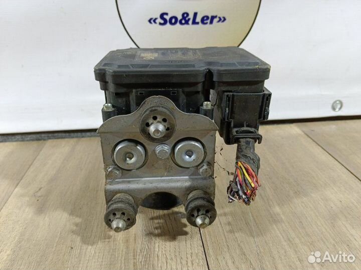 Блок ABS Volkswagen Touareg GP BKS 2009