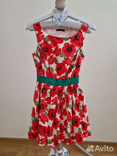 Женские вещи 40-42