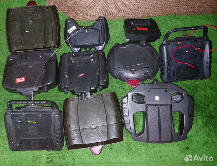 Пульт радиоуправления на игрушечные машины