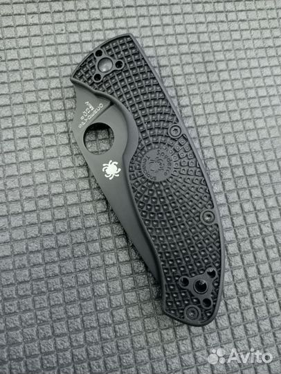 Нож Spyderco Tenacious Lightweight