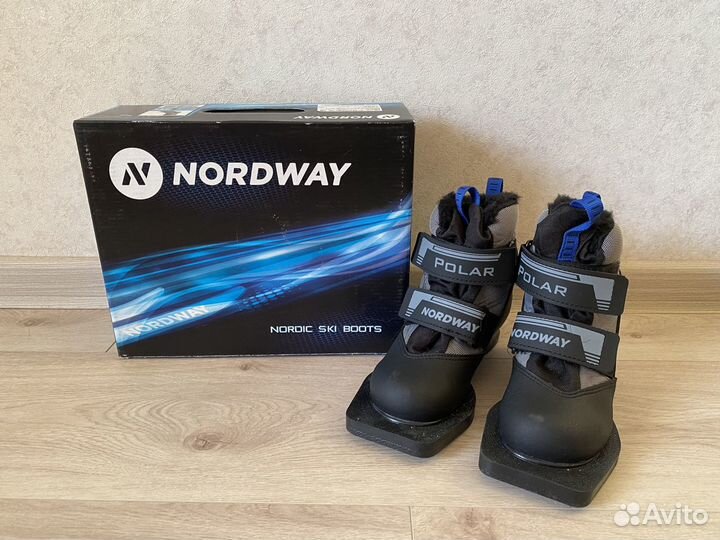 Лыжные ботинки детские