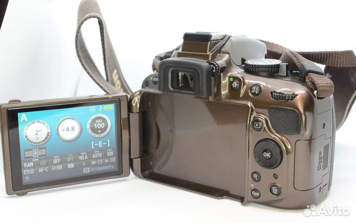 Nikon D5200 Kit 18-55mm VR идеальный