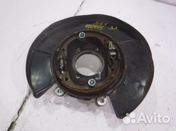 Кулак задний левый