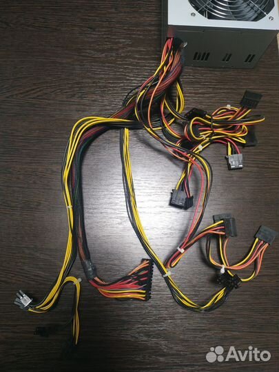 Блок питания FSP PNR-I 700W