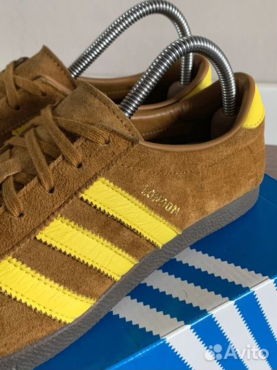 Adidas london size exclusive monopoly pack 2022