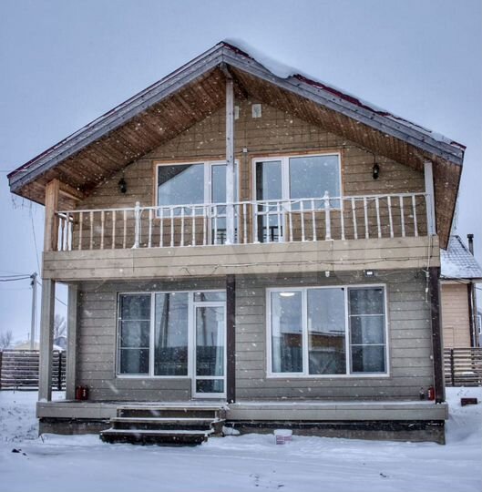 Коттедж 152 м² на участке 10 сот.