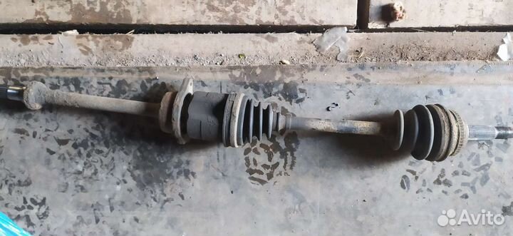 Привод правый allion premio 240