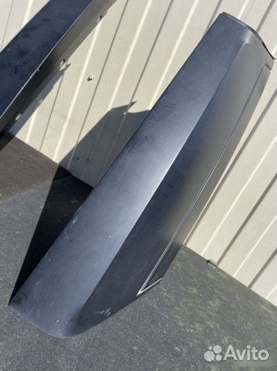 Накладка стойки задняя Land Rover Range Rover L322