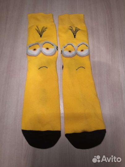 Носки с миньёнами и Риком