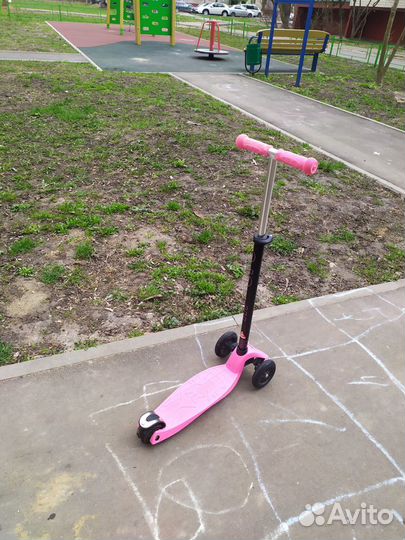 Самокат maxi micro