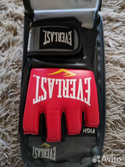 Перчатки для мма