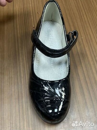 Туфли школьные для девочки новые