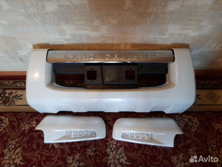 Бампер на toyota land cruiser