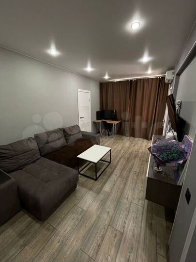 2-к. квартира, 43,3 м², 2/2 эт.