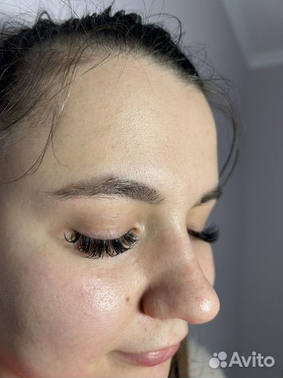 Мастер бровист