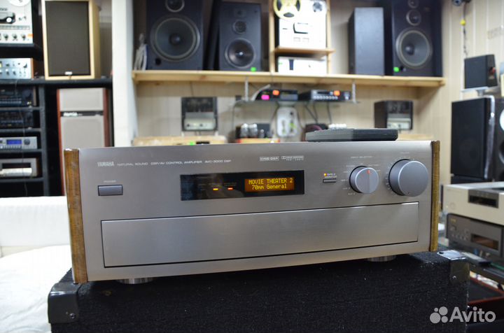 Пред.усилитель-цап-процессор Yamaha AVC-3000 DSP