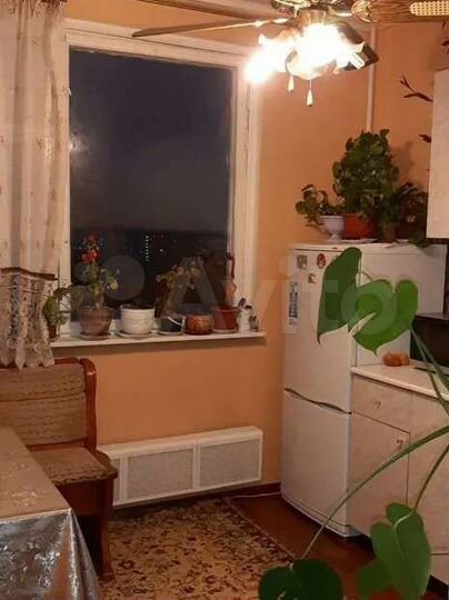 Комната 24 м² в 3-к., 13/16 эт.