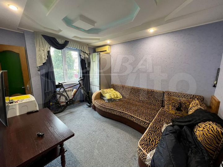 2-к. квартира, 52 м², 1/9 эт.