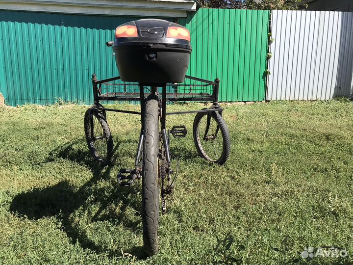 Велосипед грузовой трехколесный