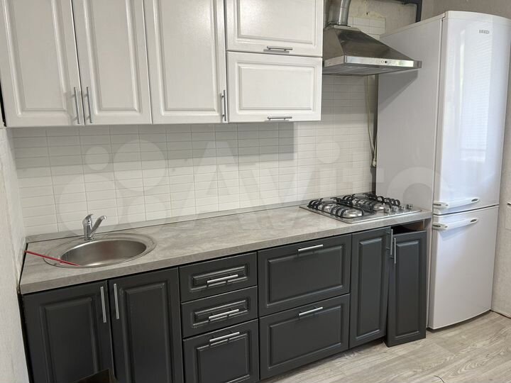 2-к. квартира, 55 м², 3/9 эт.