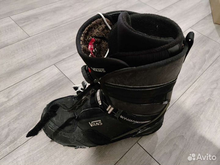 Сноубордические ботинки Vans Contra 12 размер