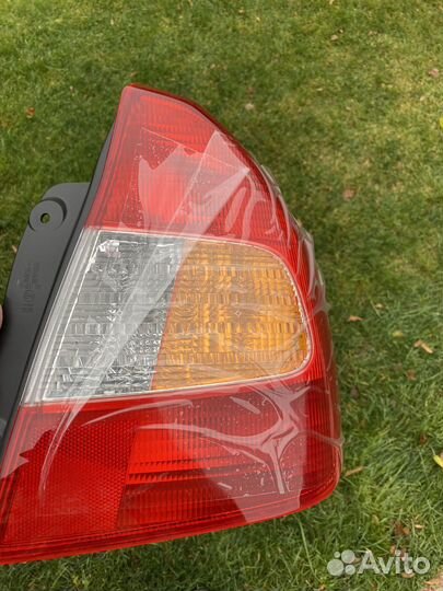 Фонарь задний правый hyundai accent