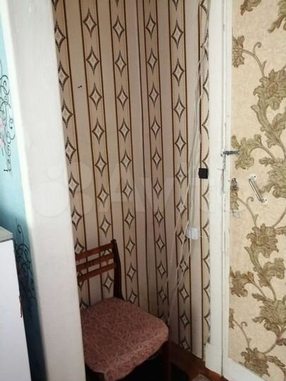 Комната 11 м² в 5-к., 2/4 эт.