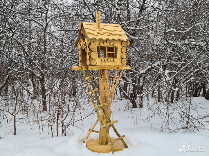 Кормушка для белок и птиц Теремок