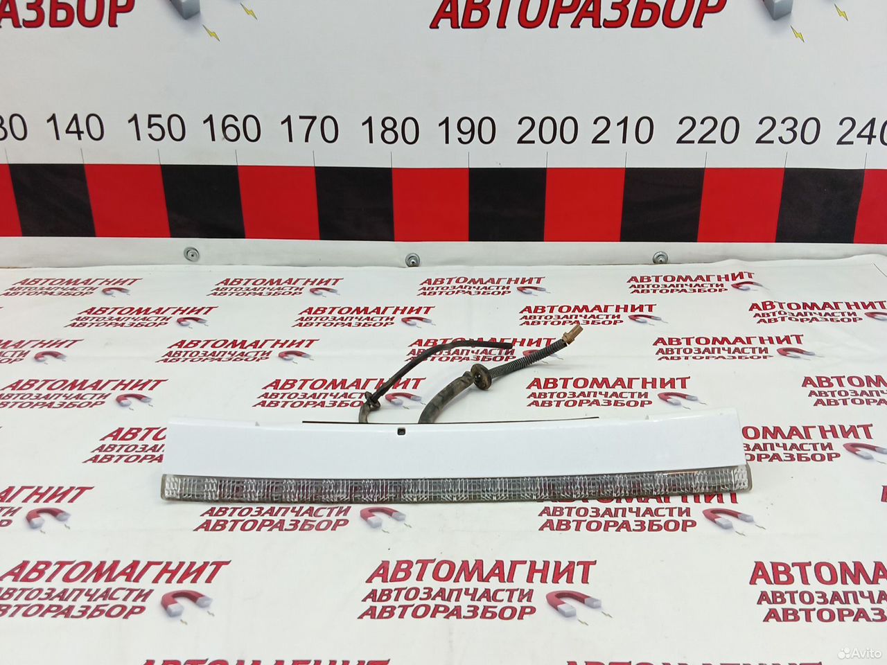 Стоп сигнал крышки багажника Инфинити QX80 Z62