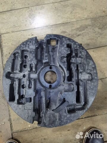 Бокс в запасное колесо Mercedes