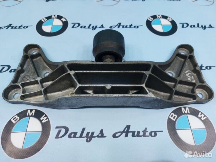 Опорная балка коробки передач Bmw 735I E38 LCI